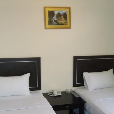 Hotel Orient Johor Bahru Exterior foto